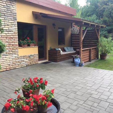 אגר Tulipan Apartman מראה חיצוני תמונה