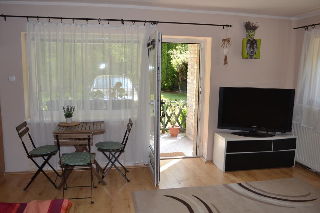 אגר Tulipan Apartman מראה חיצוני תמונה