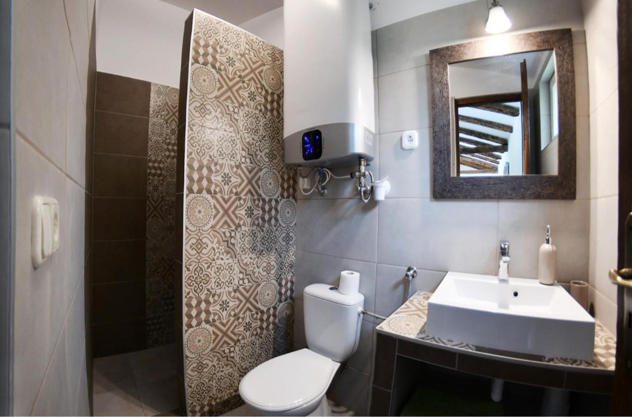 אגר Tulipan Apartman מראה חיצוני תמונה